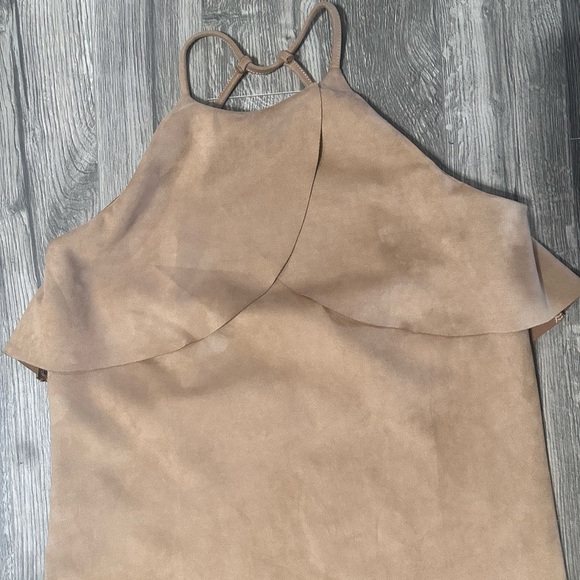 Chelsea & Violet Tan Backless Dress - Picture 6 of 7